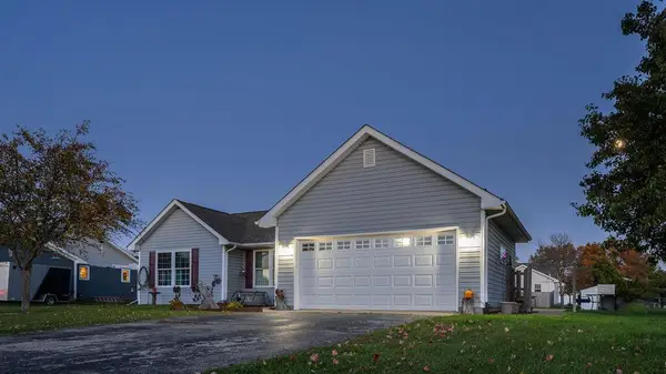 N1556 Overlook CIRCLE, Genoa City, WI 53128