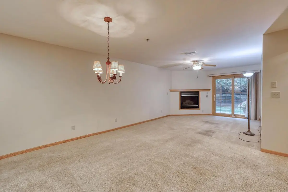 18275 Brookfield Lake DRIVE #Unit 93, Brookfield, WI 53045 - Image #1