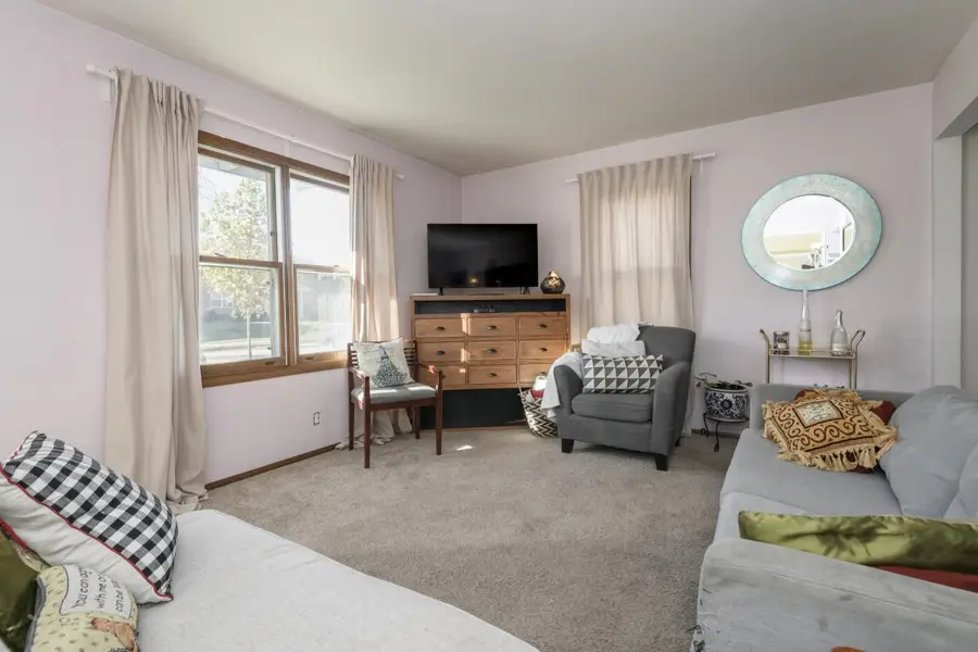 1337 Camden WAY #2, Waukesha, WI 53186 - Image #3