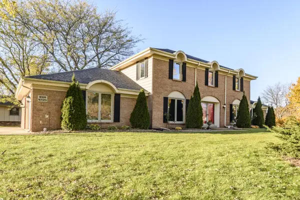 W199S7525 Lakeview DRIVE, Muskego, WI 53150