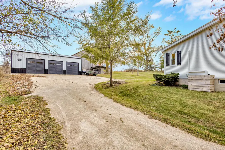 W5505 County Road F, Waldo, WI 53093 - Image #2