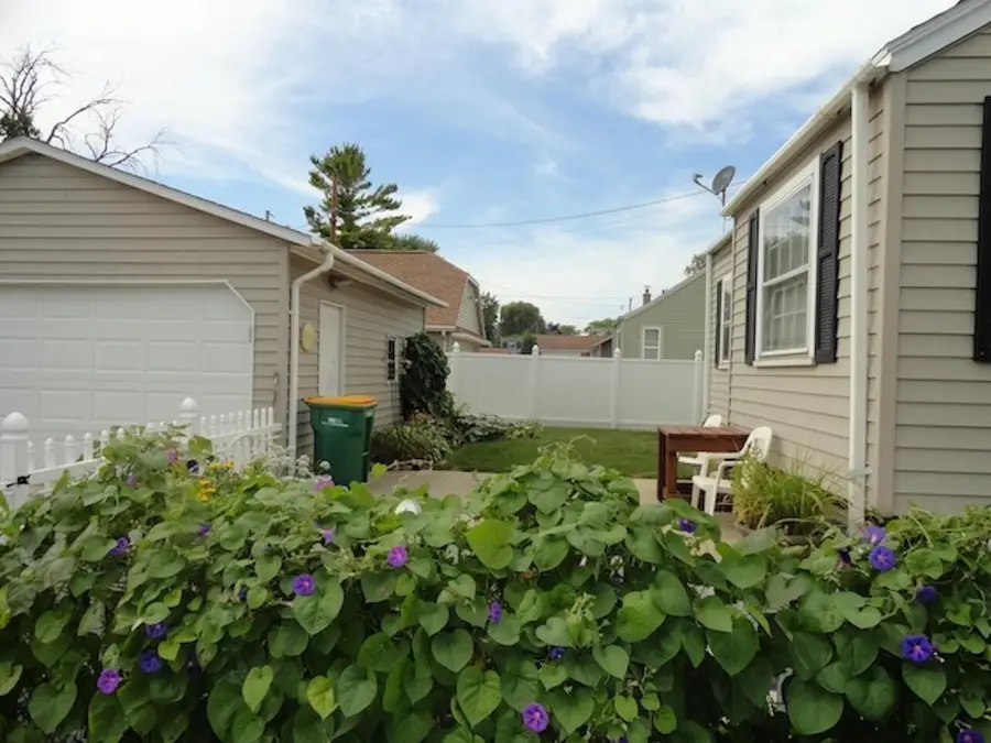 398 E 11th STREET, Fond Du Lac, WI 54935 - Image #3