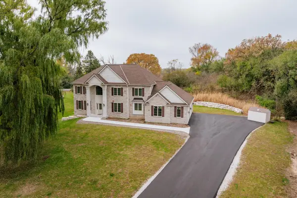 545 Thomas ROAD, Wales, WI 53183