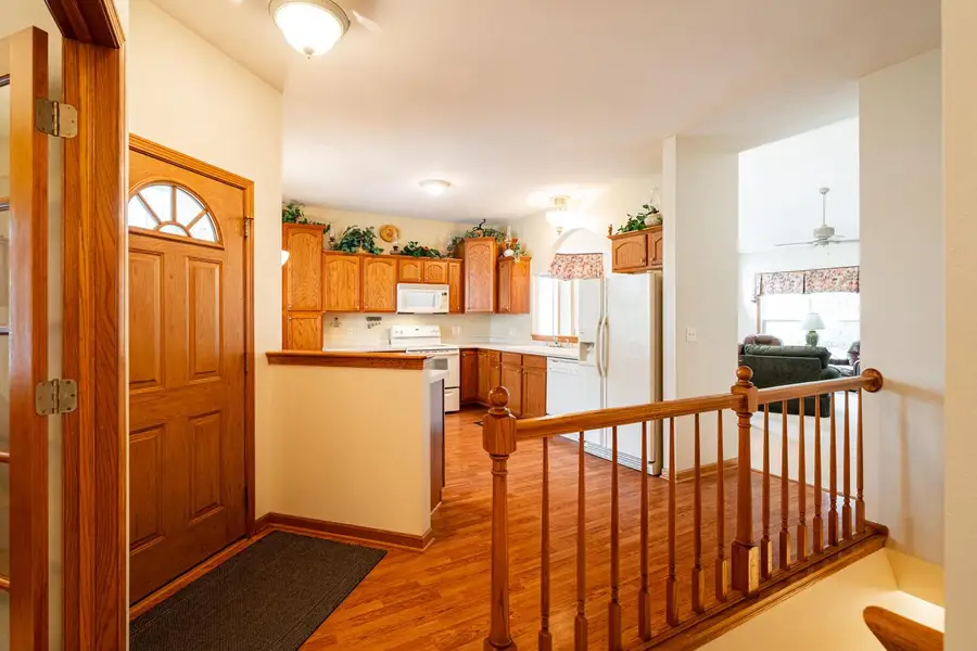 984 Algoma DRIVE, Port Washington, WI 53074 - Image #3