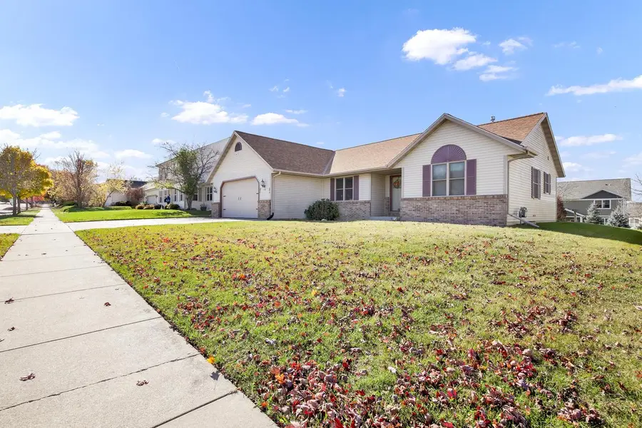 329 Northview TRAIL, Hartford, WI 53027 - Image #2