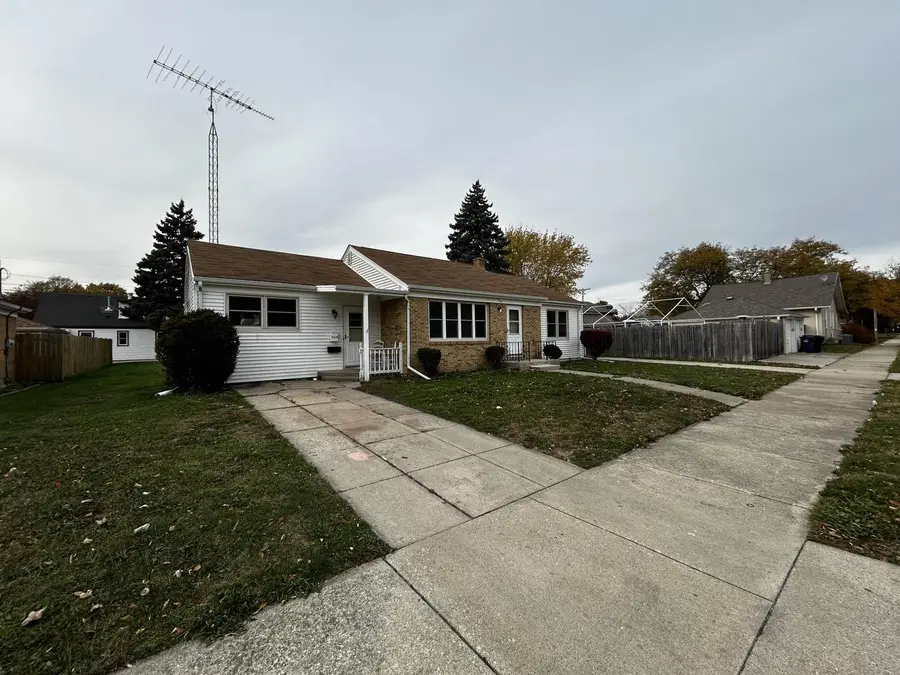 2614 Drexel AVENUE, Racine, WI 53403 - Image #2