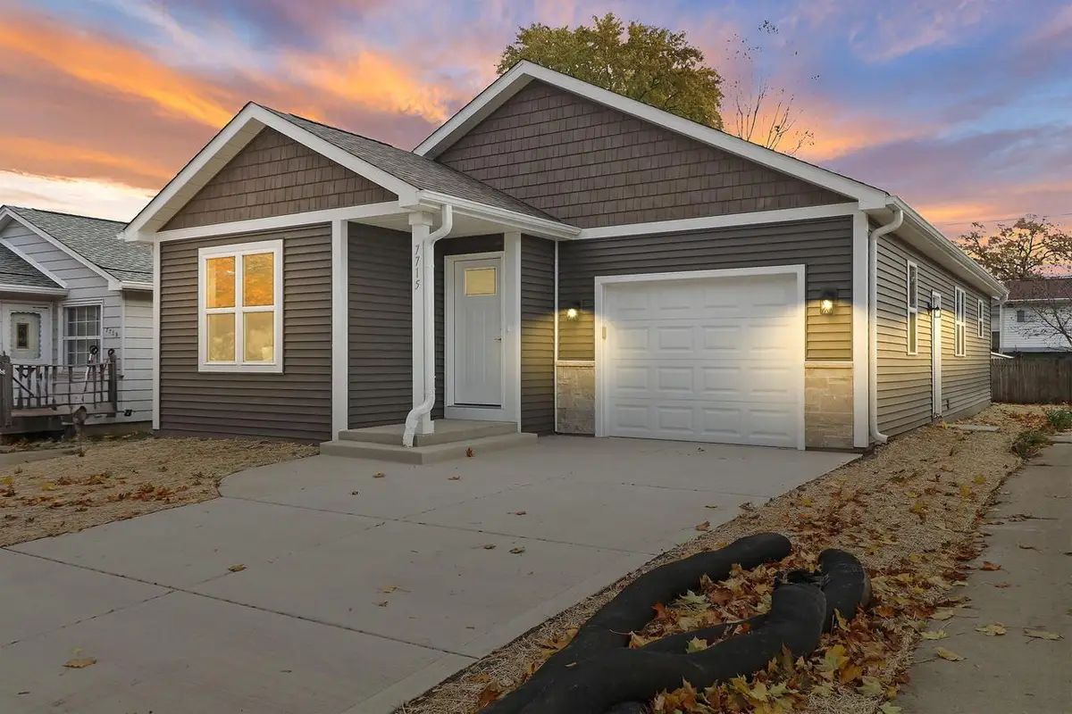 7715 Pershing BOULEVARD, Kenosha, WI 53142 - Image #1
