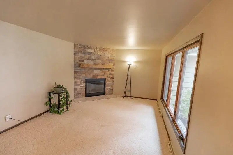 4412 Just COURT, Manitowoc, WI 54220 - Image #2