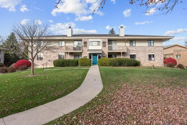 116 E Freistadt ROAD #B, Thiensville, WI 53092