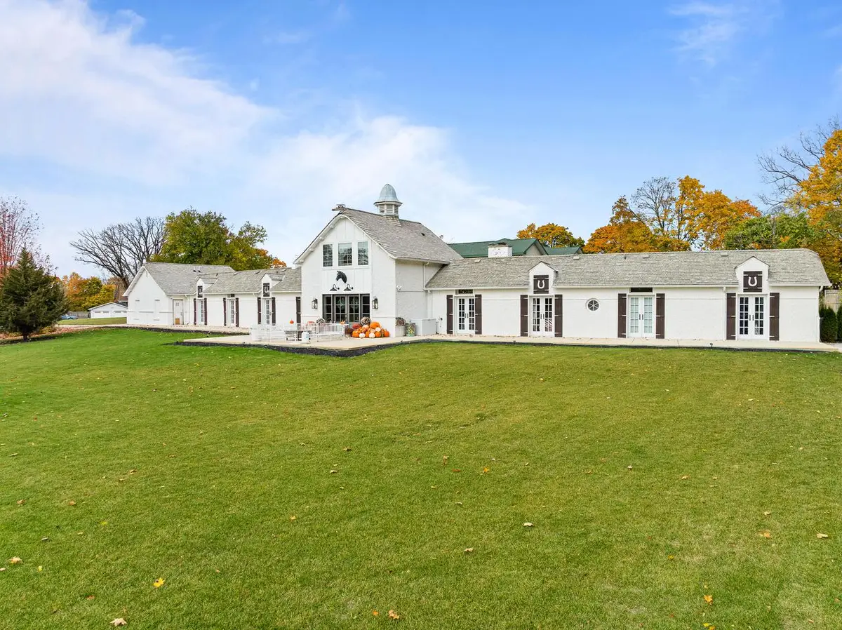 N1702 Durand LANE, Lake Geneva, WI 53147 - Image #1