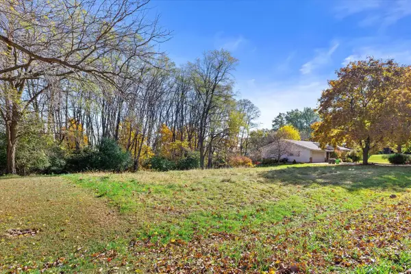 W220N7920 GOLF VIEW LANE #Lt10, Lisbon, WI 53089