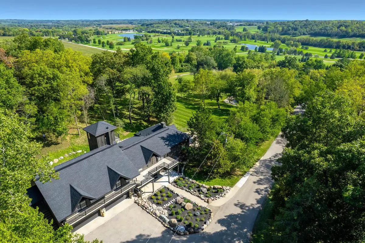 W2530 Krueger ROAD, Lake Geneva, WI 53147 - Image #1