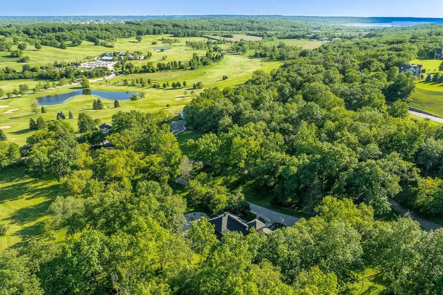 W2530 Krueger ROAD, Lake Geneva, WI 53147 - Image #2