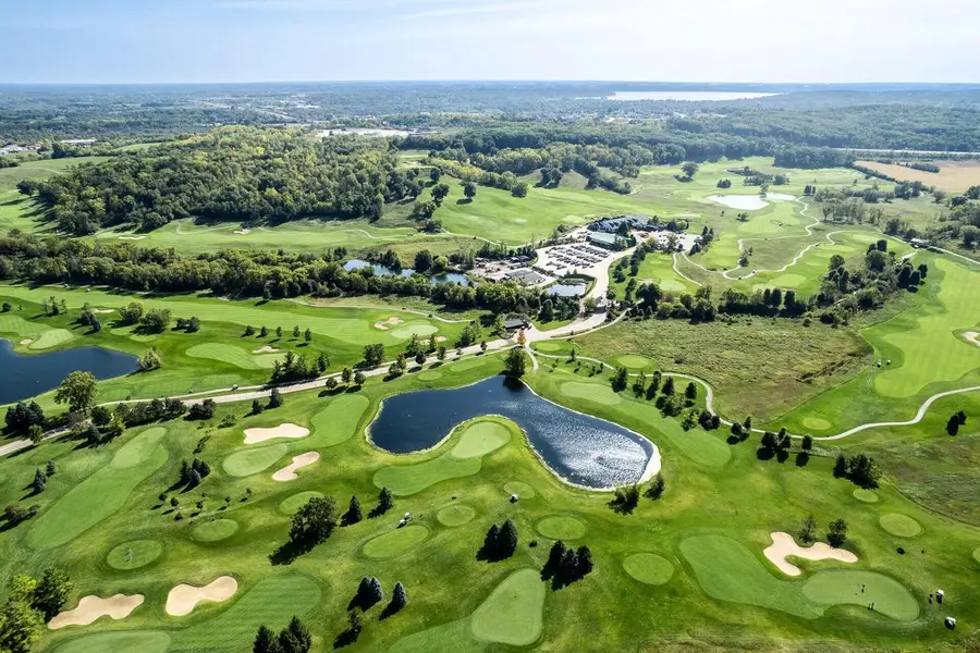 W2530 Krueger ROAD, Lake Geneva, WI 53147 - Image #3