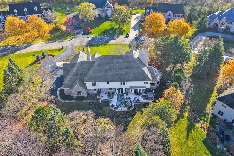 10623 Turnberry DRIVE, Mequon, WI 53092 - Image #2