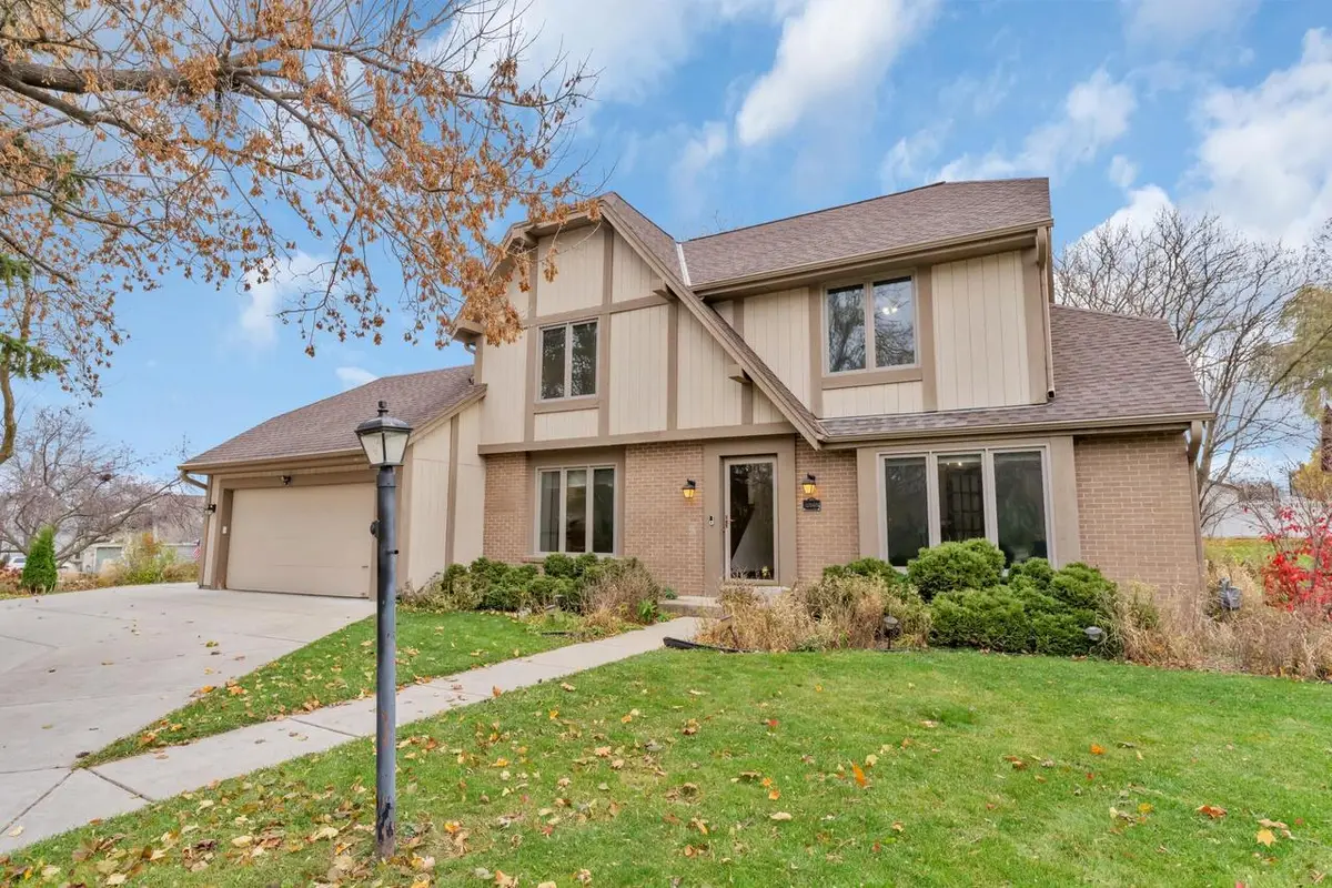 12565 W Weatherstone COURT, New Berlin, WI 53151 - Image #1