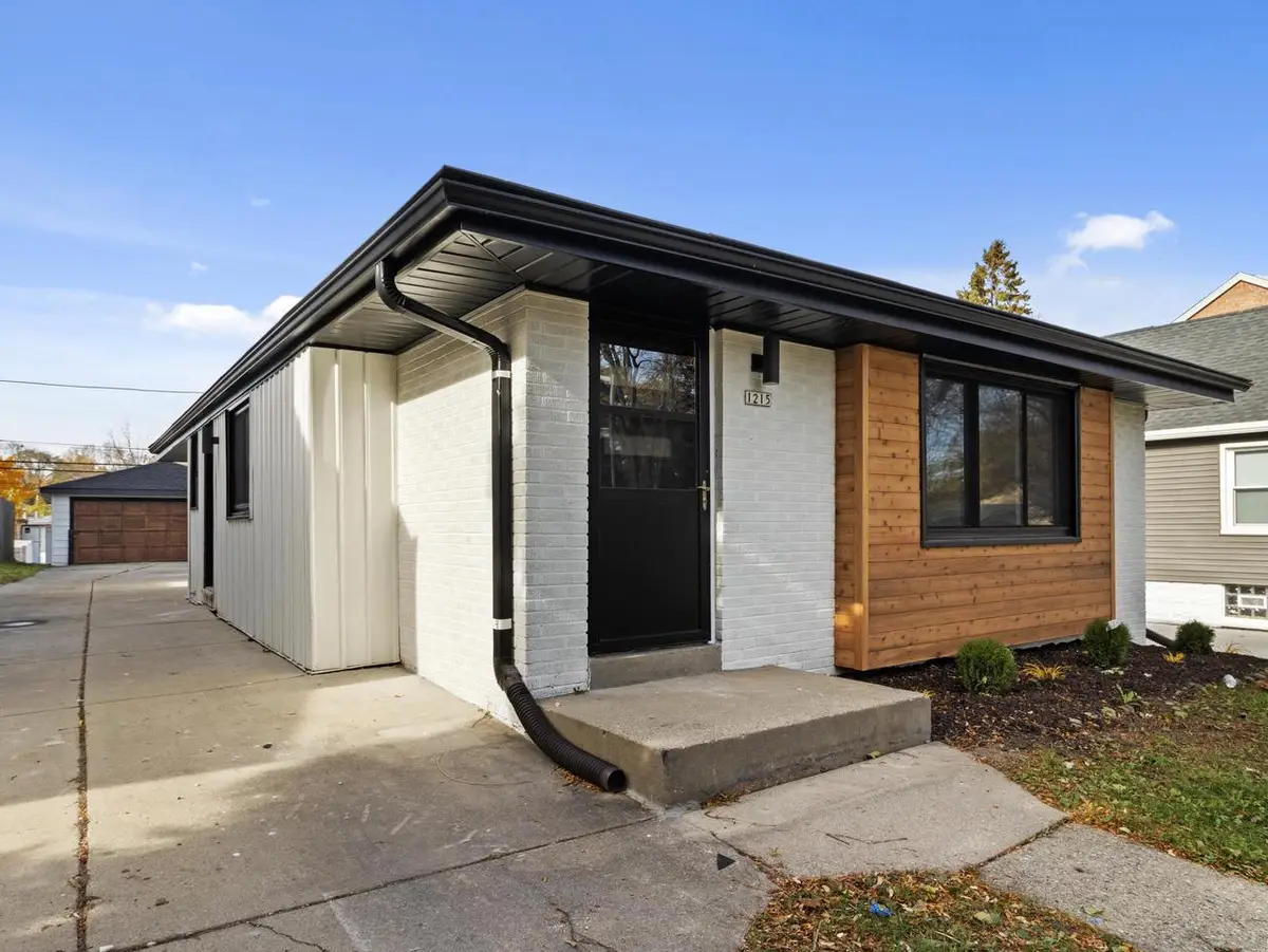 1215 S 91st STREET, West Allis, WI 53214 - Image #1