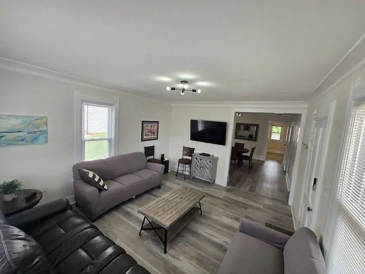 7236 W State STREET, Wauwatosa, WI 53213 - Image #2