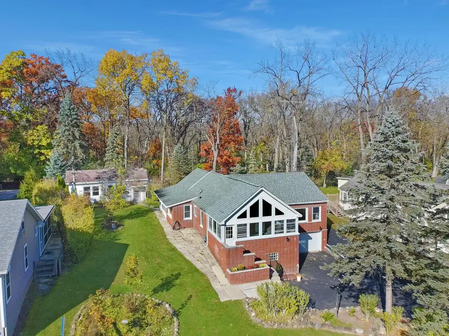 W3926 Springbrook ROAD, Lake Geneva, WI 53147 - Image #3
