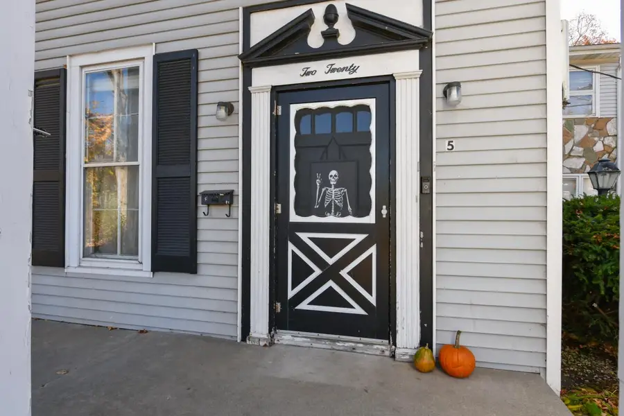 220 W Walworth AVENUE, Delavan, WI 53115 - Image #2