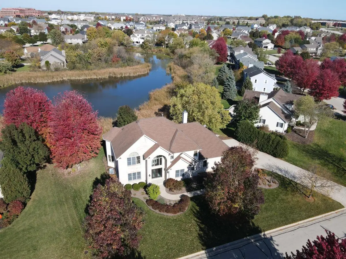 8443 Northview DRIVE, Pleasant Prairie, WI 53158 - Image #1