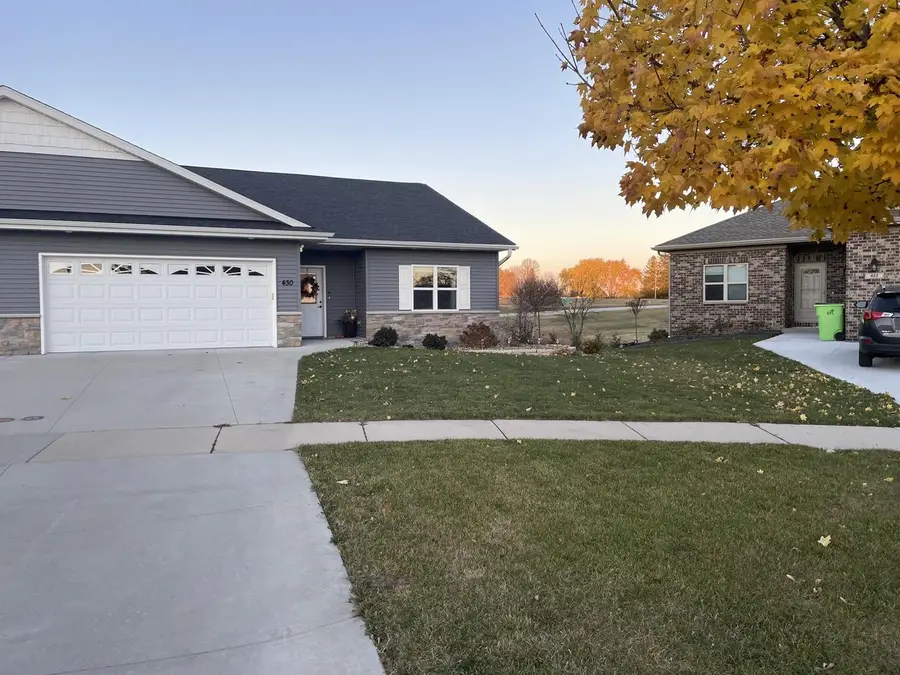 430 Emerald COURT, Kewaskum, WI 53040 - Image #2