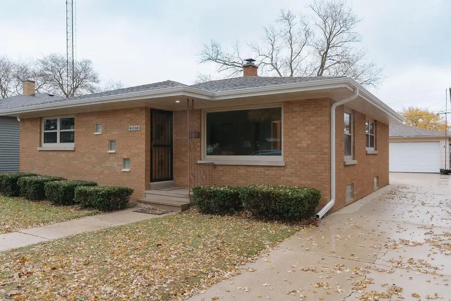 2107 28th STREET, Kenosha, WI 53140 - Image #2