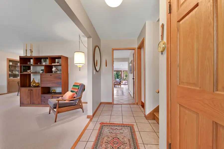 1080 Westbrooke PARKWAY, Waukesha, WI 53186 - Image #3