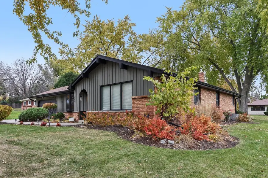 4050 S Shady Lane COURT, Greenfield, WI 53228 - Image #2