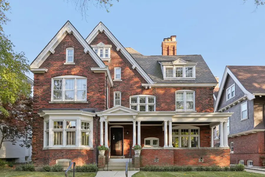 2442 N Terrace AVENUE, Milwaukee, WI 53211 - Image #2