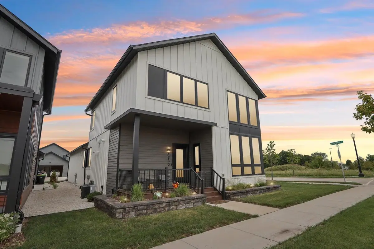 4238 E Lake Vista BOULEVARD, Oak Creek, WI 53154 - Image #1