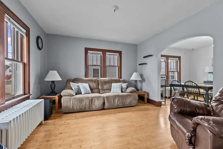 919 W 5th AVENUE, Oshkosh, WI 54902 - Image #2