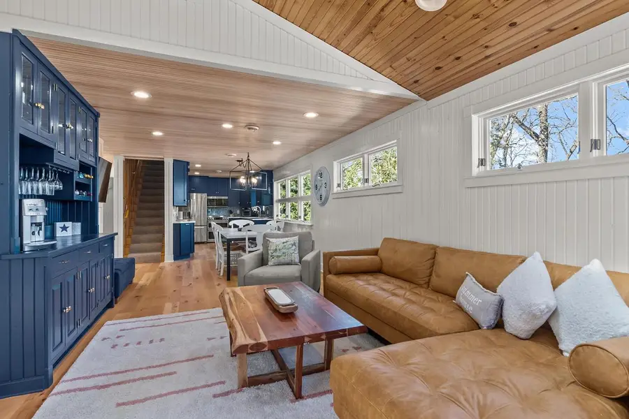 N1821 Oakland ROAD, Lake Geneva, WI 53147 - Image #3