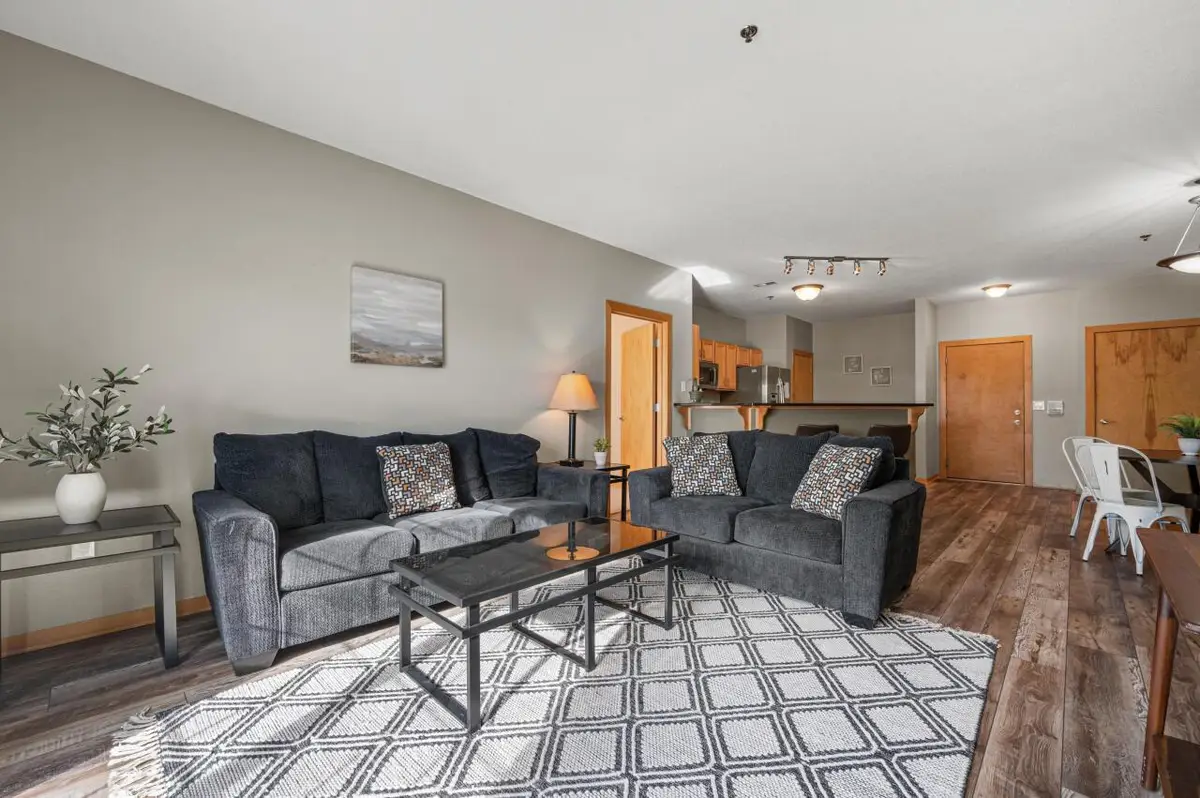 10900 W Bluemound ROAD #208, Wauwatosa, WI 53226 - Image #1