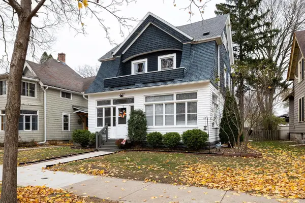 527 15th STREET S, La Crosse, WI 54601