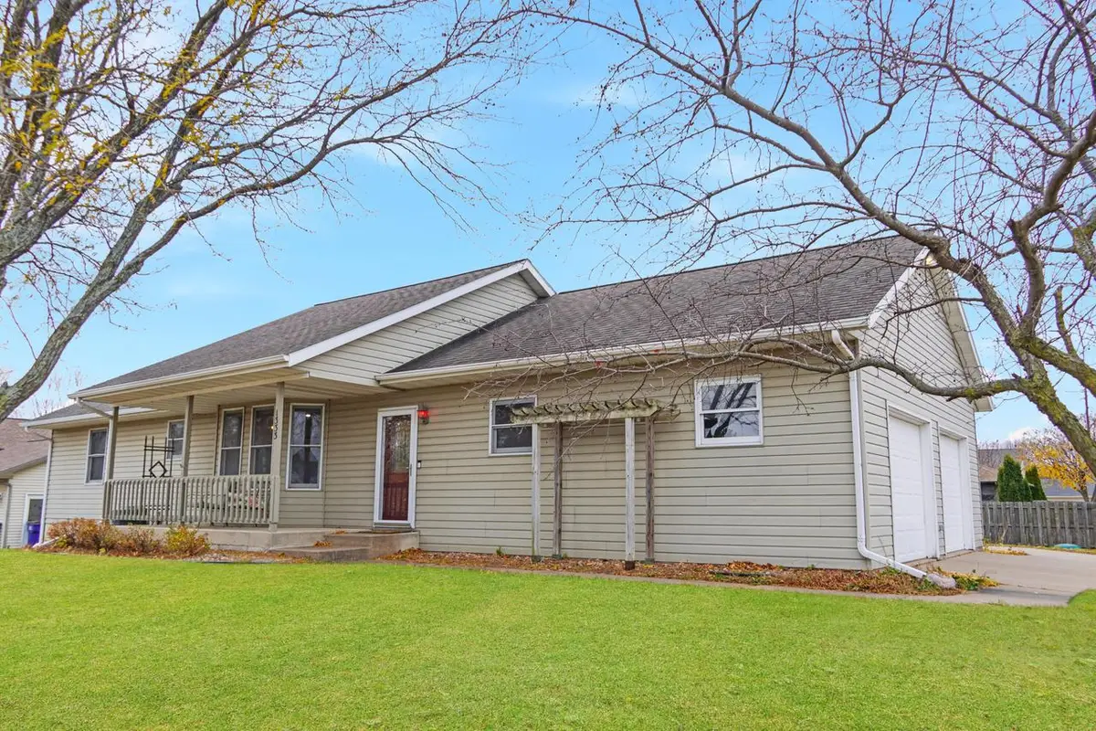 1333 East AVENUE N, Onalaska, WI 54650 - Image #1