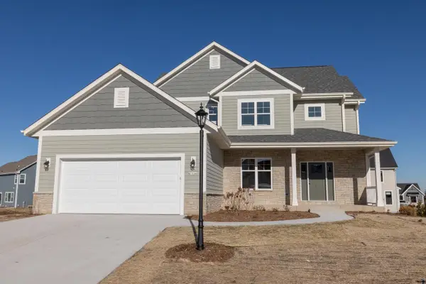 N54W19340 Kearney LANE, Menomonee Falls, WI 53051