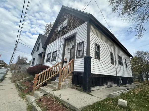 3024 N 20th STREET, Milwaukee, WI 53206
