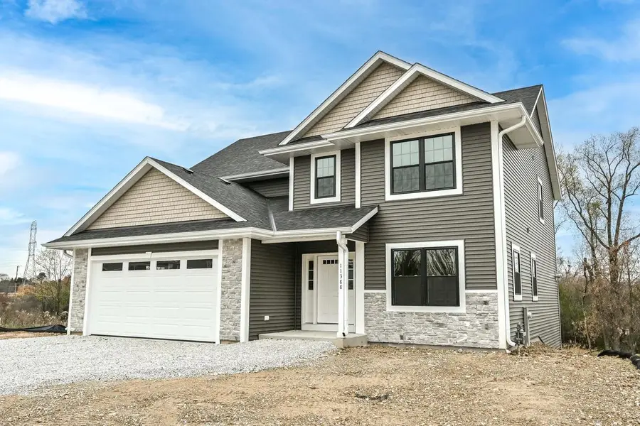 11388 W Tess Creek STREET, Franklin, WI 53132 - Image #2