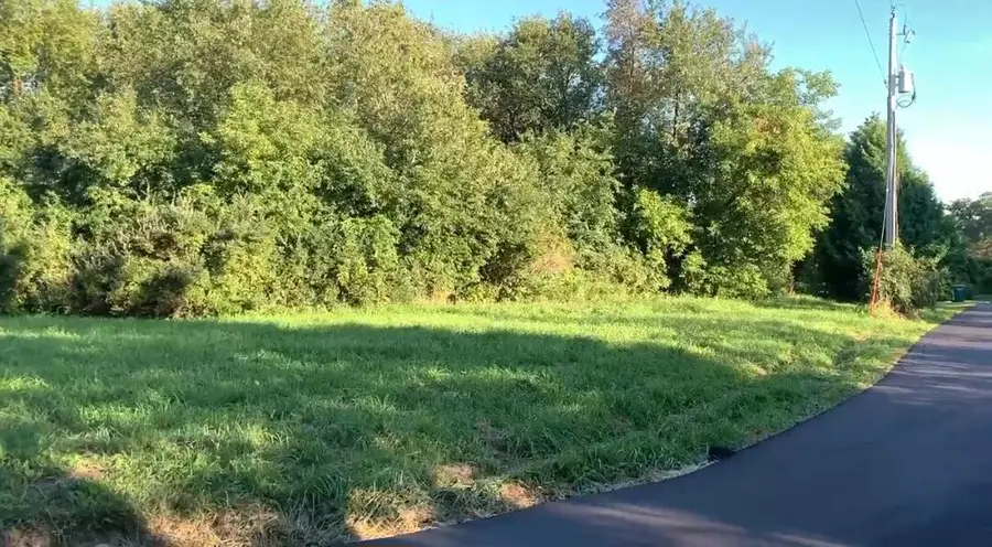 LT0 DU SABLE DRIVE, Burlington, WI 53105 - Image #2