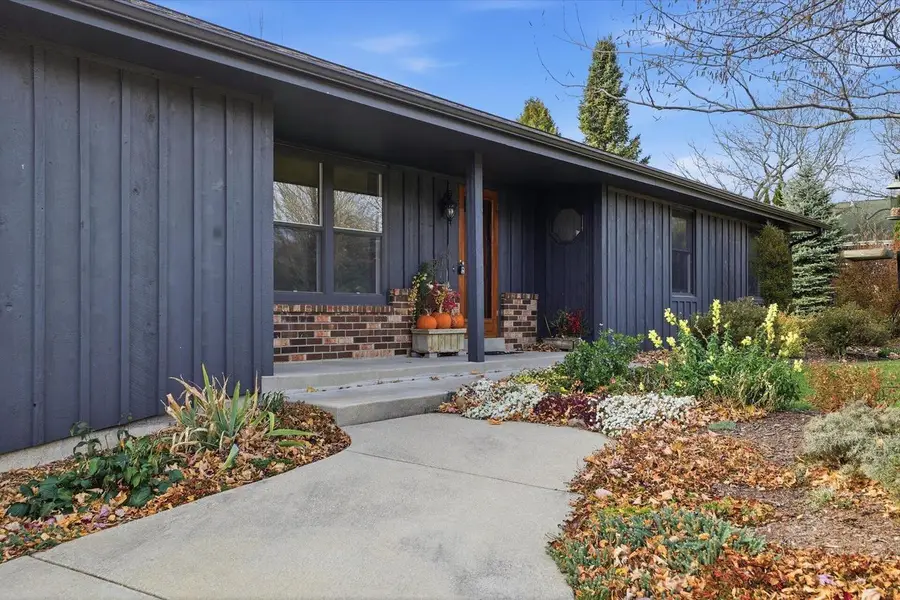 3053 Bogey LANE, Slinger, WI 53086 - Image #3