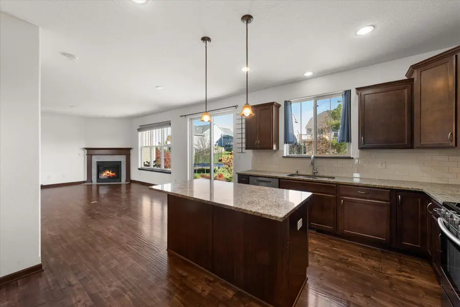 332 Indigo DRIVE, Port Washington, WI 53074 - Image #2