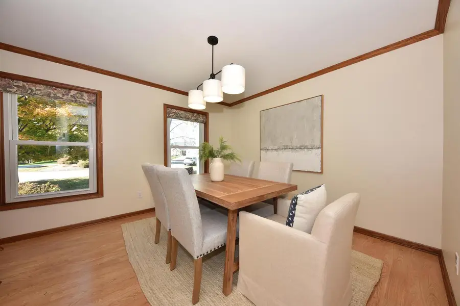 9820 N Shannon COURT, Mequon, WI 53097 - Image #3