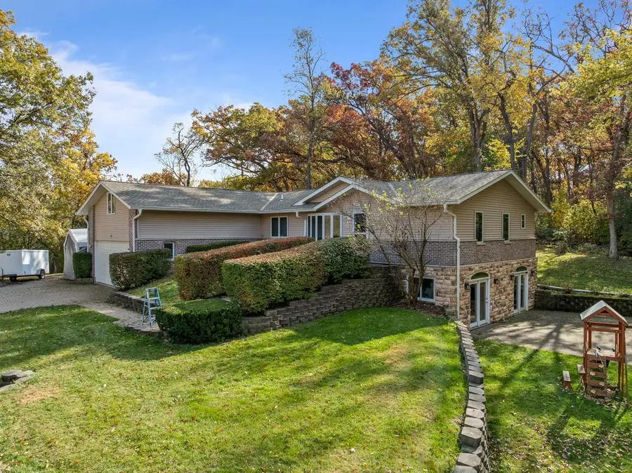 2121 Adelia AVENUE, Delavan, WI 53115 - Image #3