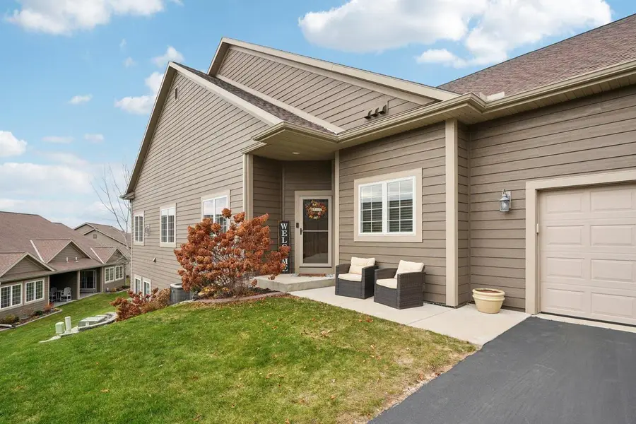 2951 Glen Ivy DRIVE, West Bend, WI 53090 - Image #2