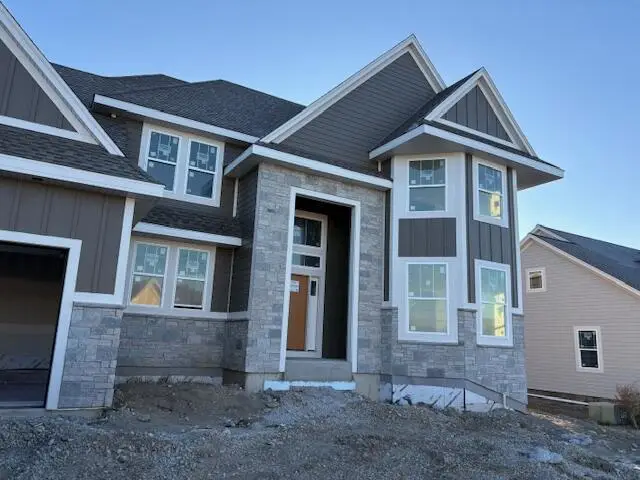 1350 Mohican TRAIL, Waukesha, WI 53189 - Image #3