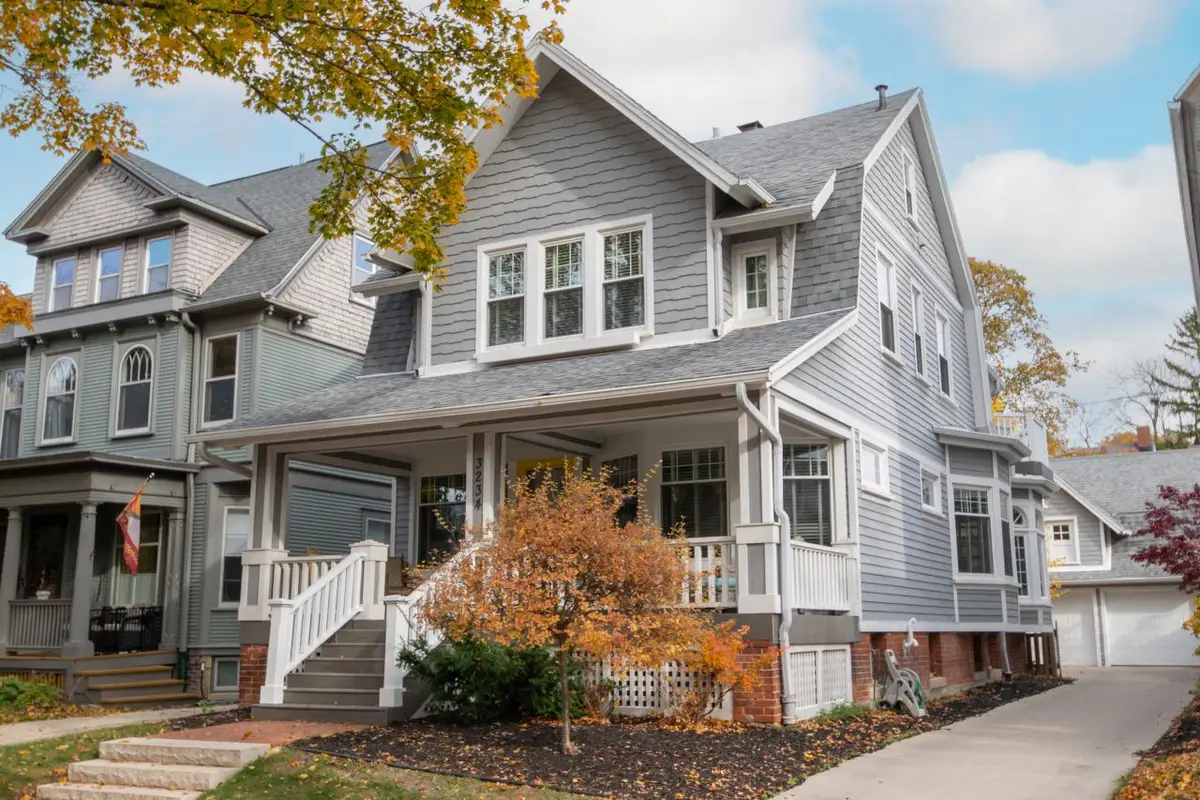 3234 N Shepard AVENUE, Milwaukee, WI 53211 - Image #1