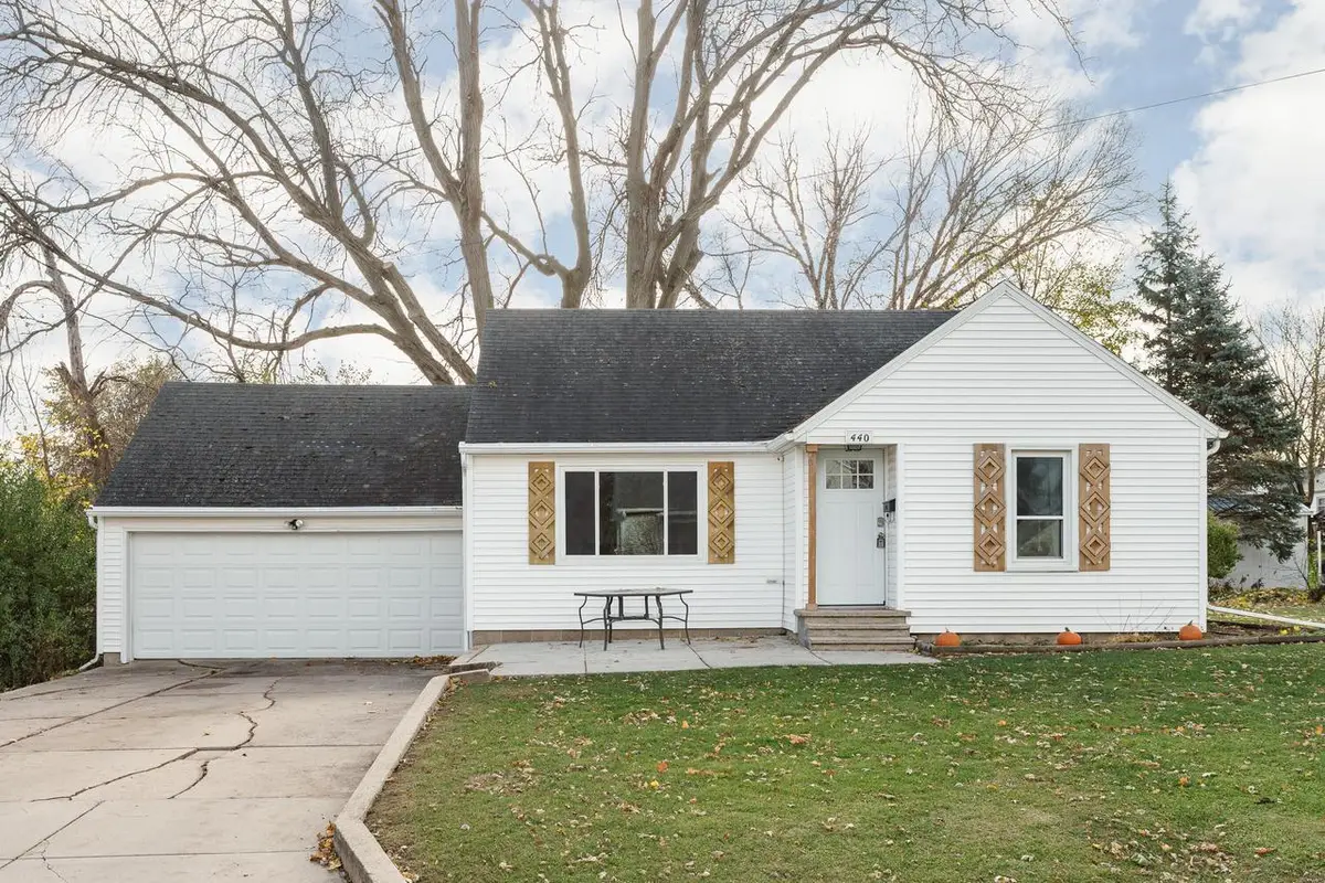 440 Leschinger STREET, Waterloo, WI 53594 - Image #1