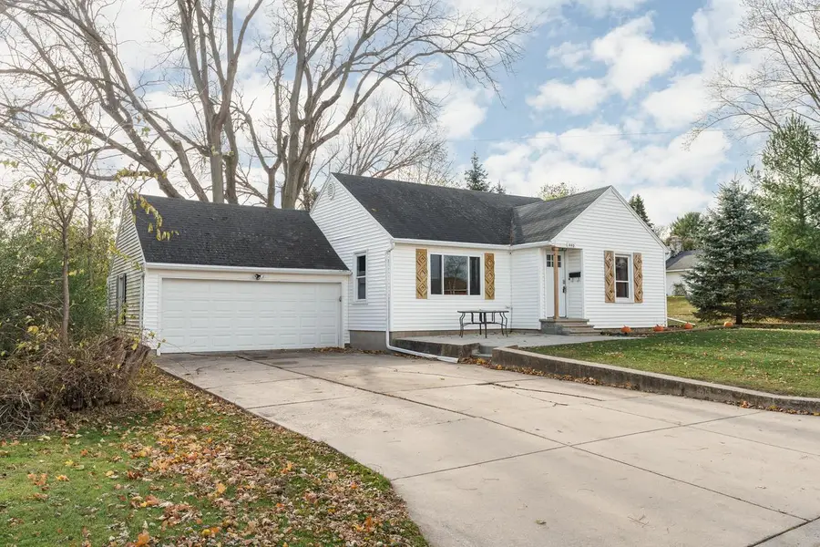440 Leschinger STREET, Waterloo, WI 53594 - Image #2