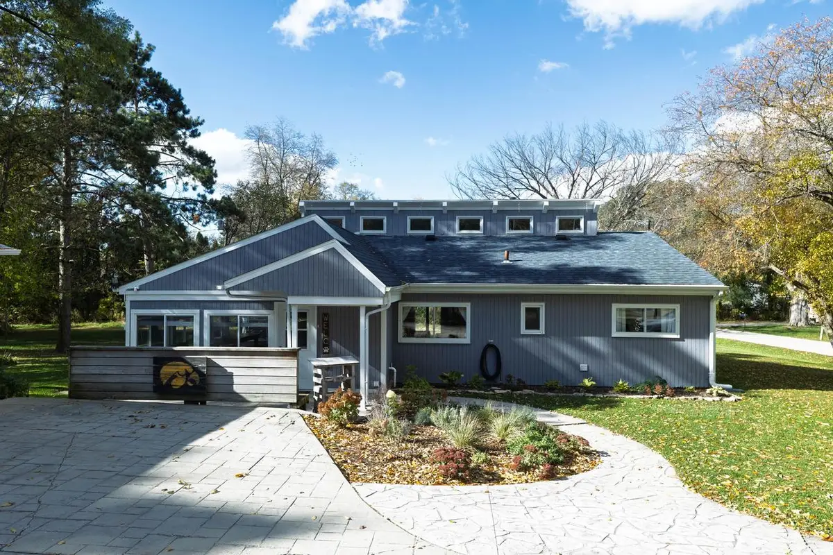 W7555 Ethelyn DRIVE, Delavan, WI 53115 - Image #1